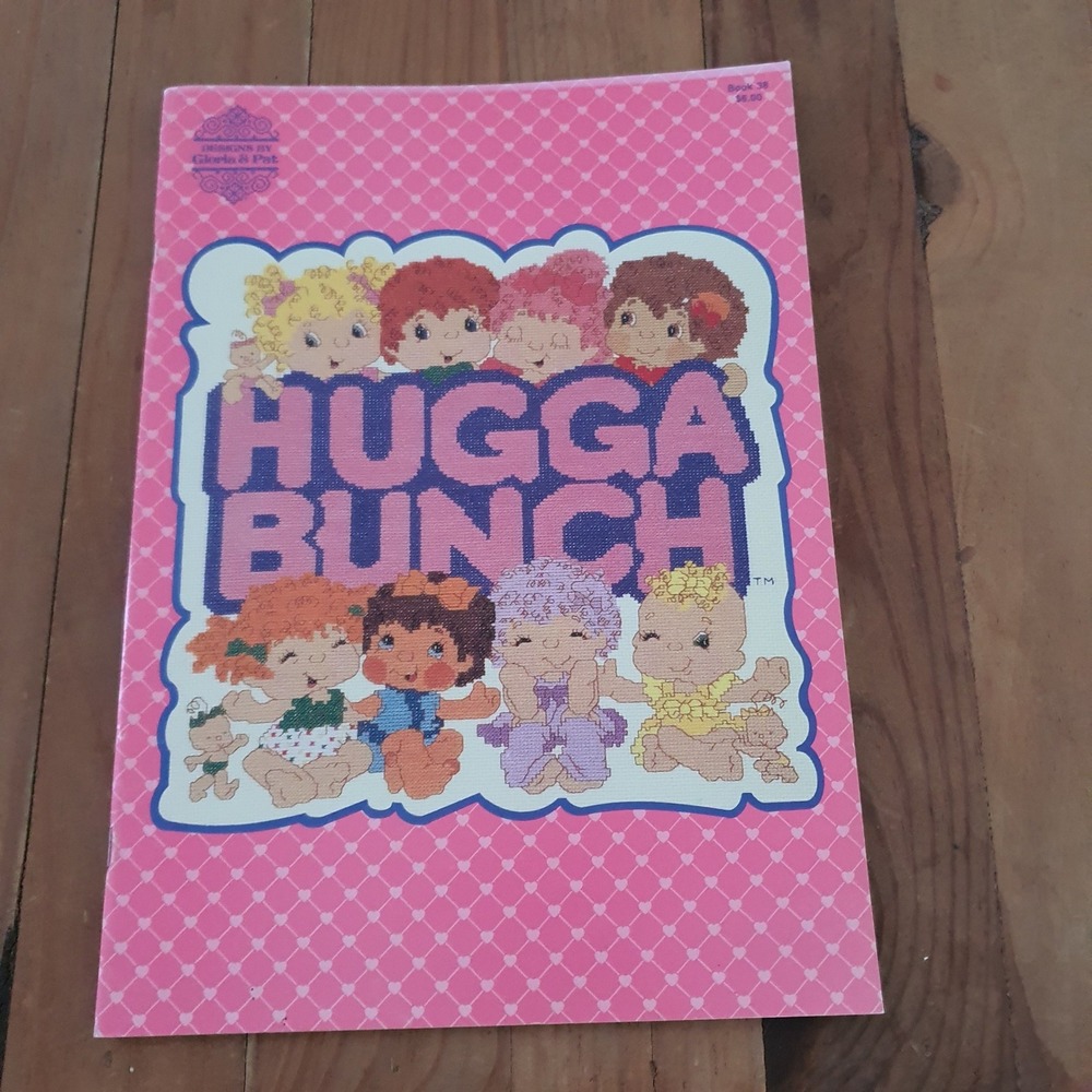 Vintage 1985 Hugga Bunch Cross Stitch Pattern‎ Book 38 Gloria & Pat Hallmark